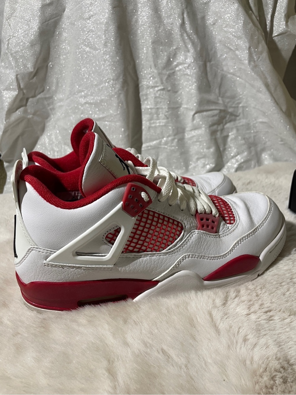 Air Jordan 4 Retro Alternate 89 White Varsity Red Size 9.5 Men’s With Box - Picture 6 of 8